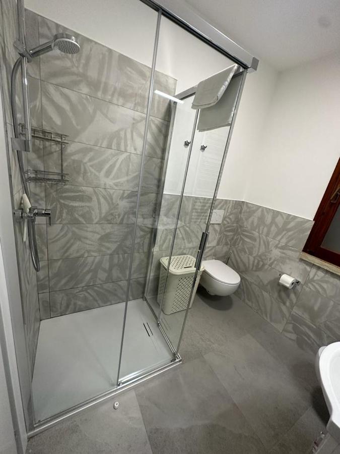 Cavour Apartment Center Bardolino Eksteriør billede