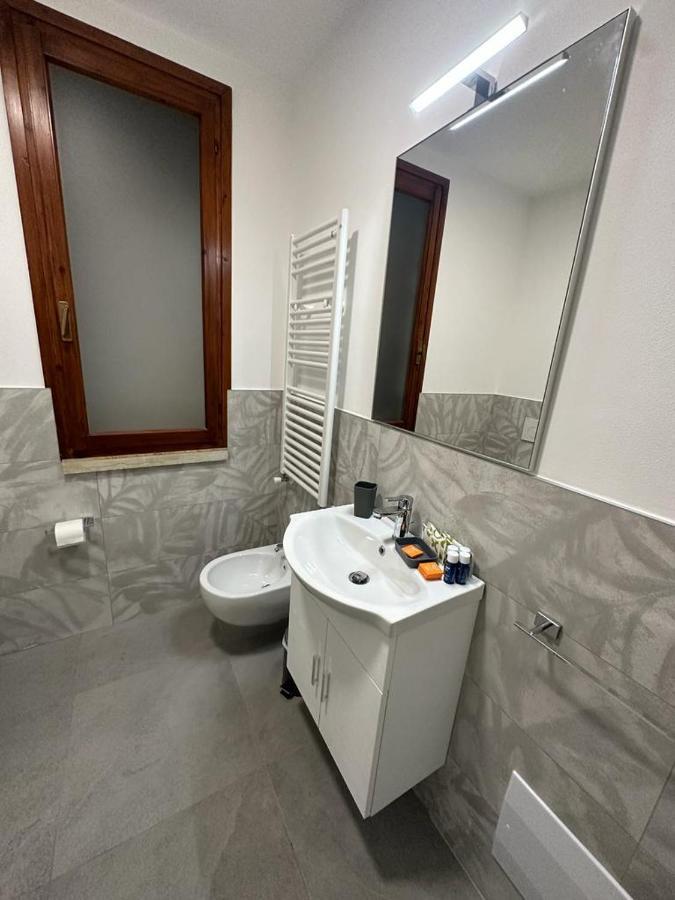 Cavour Apartment Center Bardolino Eksteriør billede